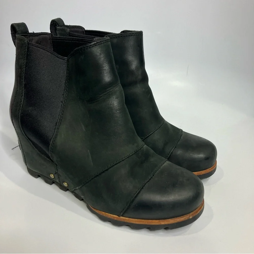 Sorel Black Leather Ankle Wedge Boot - Picture 2 of 9